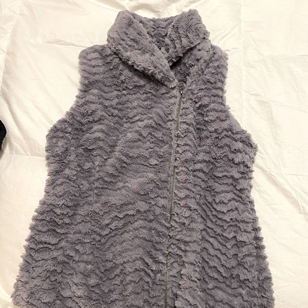 Patagonia Gray Pelage Faux Fur Full Zip Vest Pockets Women's Size Medium